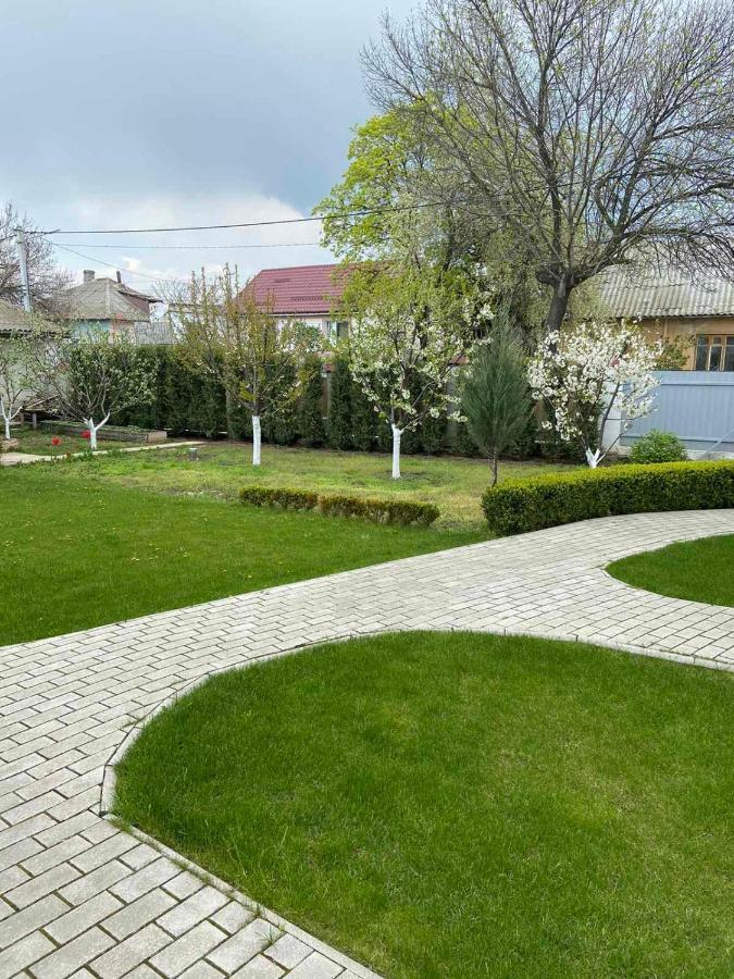 Экодом Hotel Bilhorod-Dnistrovskyy Exterior photo
