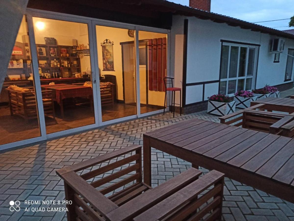 Экодом Hotel Bilhorod-Dnistrovskyy Exterior photo